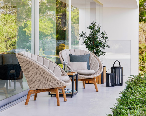 Outdoor Lounge Sessel Peacock Sand geschnürt bei Bowi - bowi.ch